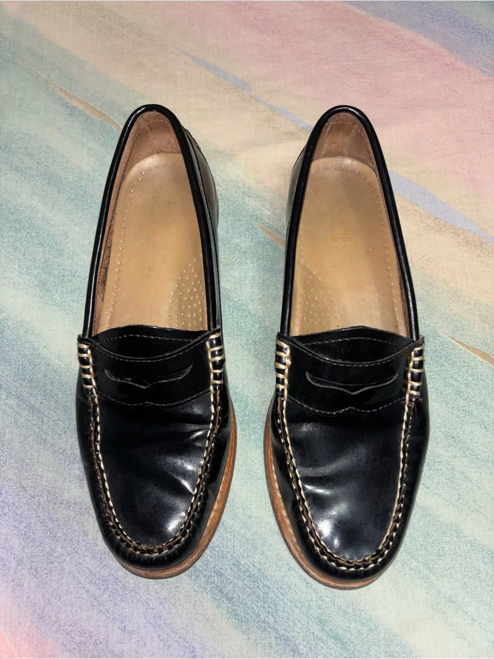 Bass Weejuns patent leather loafer women’s size 7 M